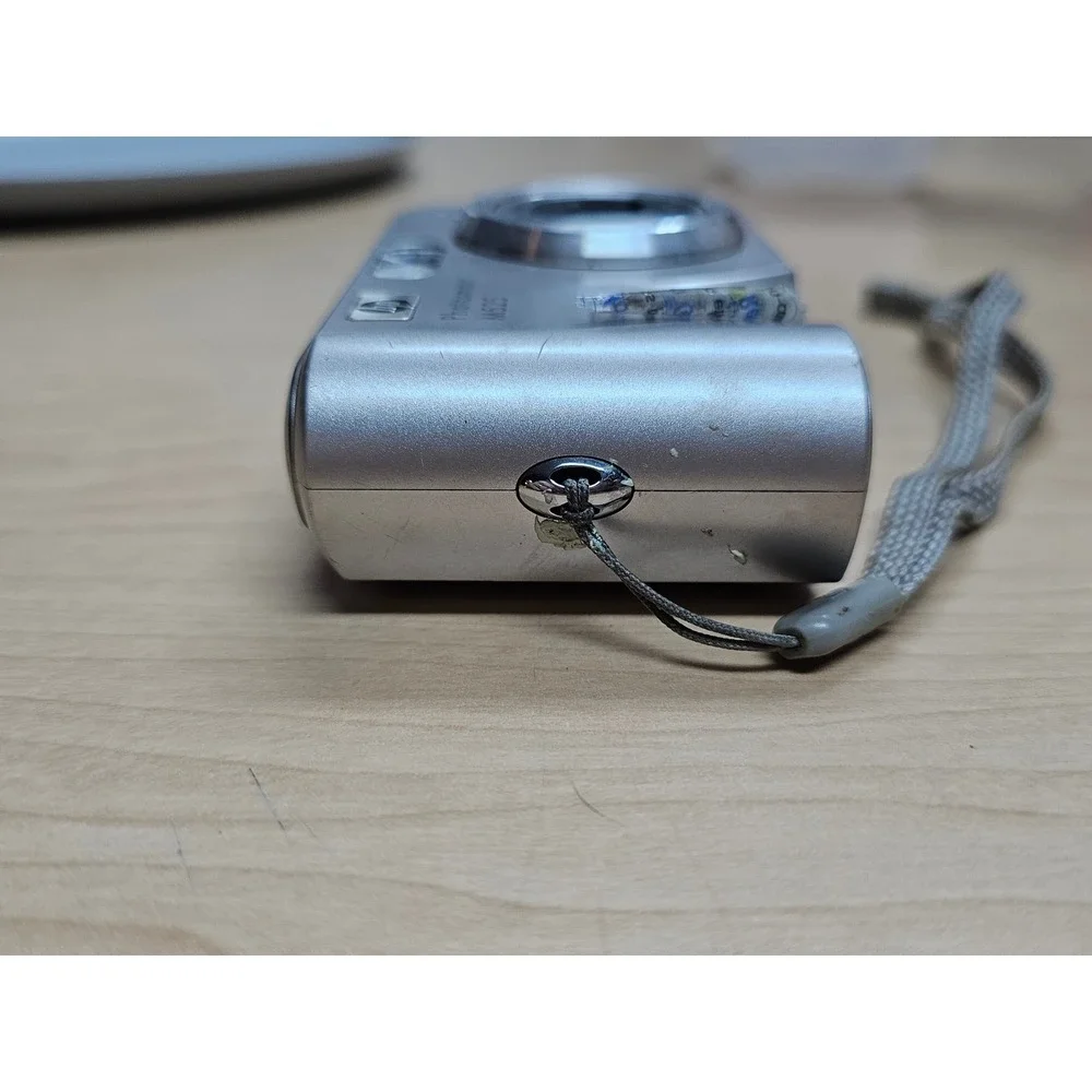 HP Photosmart M525 digital camera. Tested works